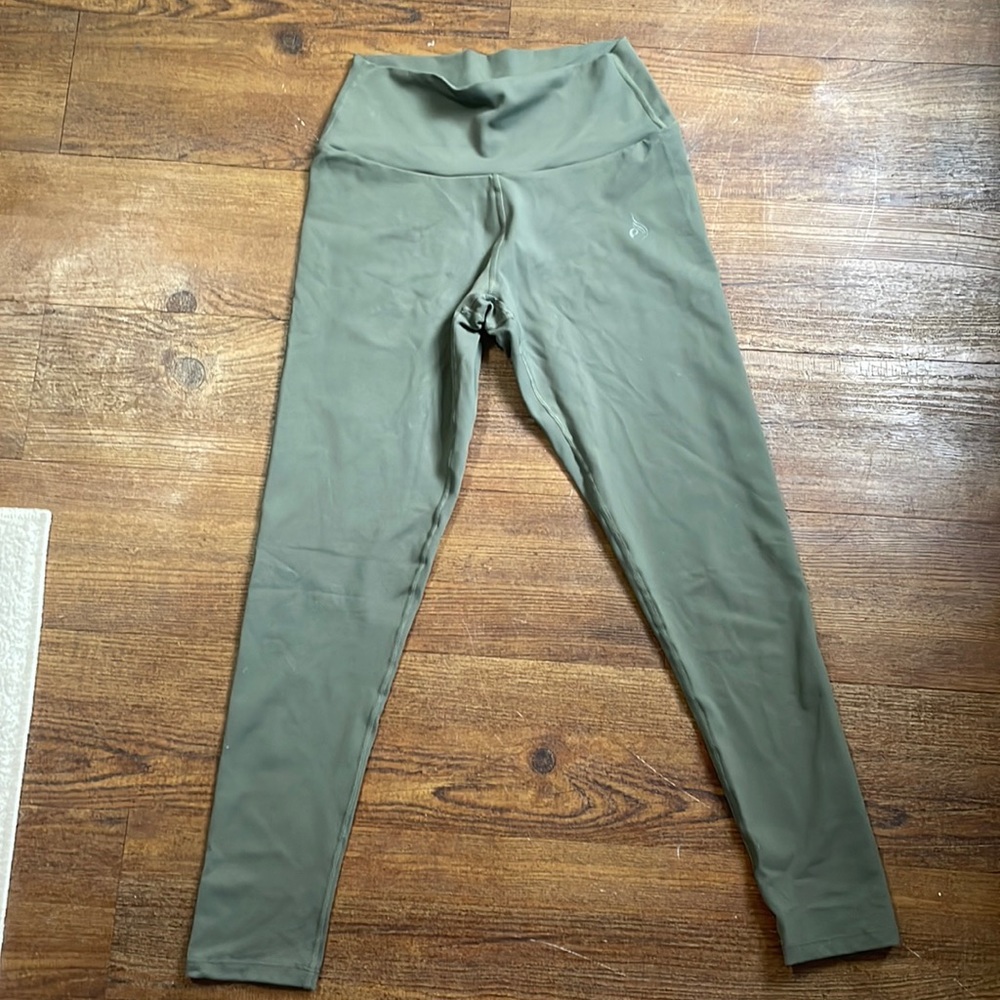 Ryderwear high waisted leggings